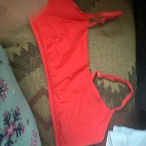 Lululemon bundle 4 bras 1 shorts